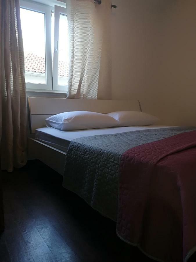 Apartman Brzovic Omiš Dış mekan fotoğraf